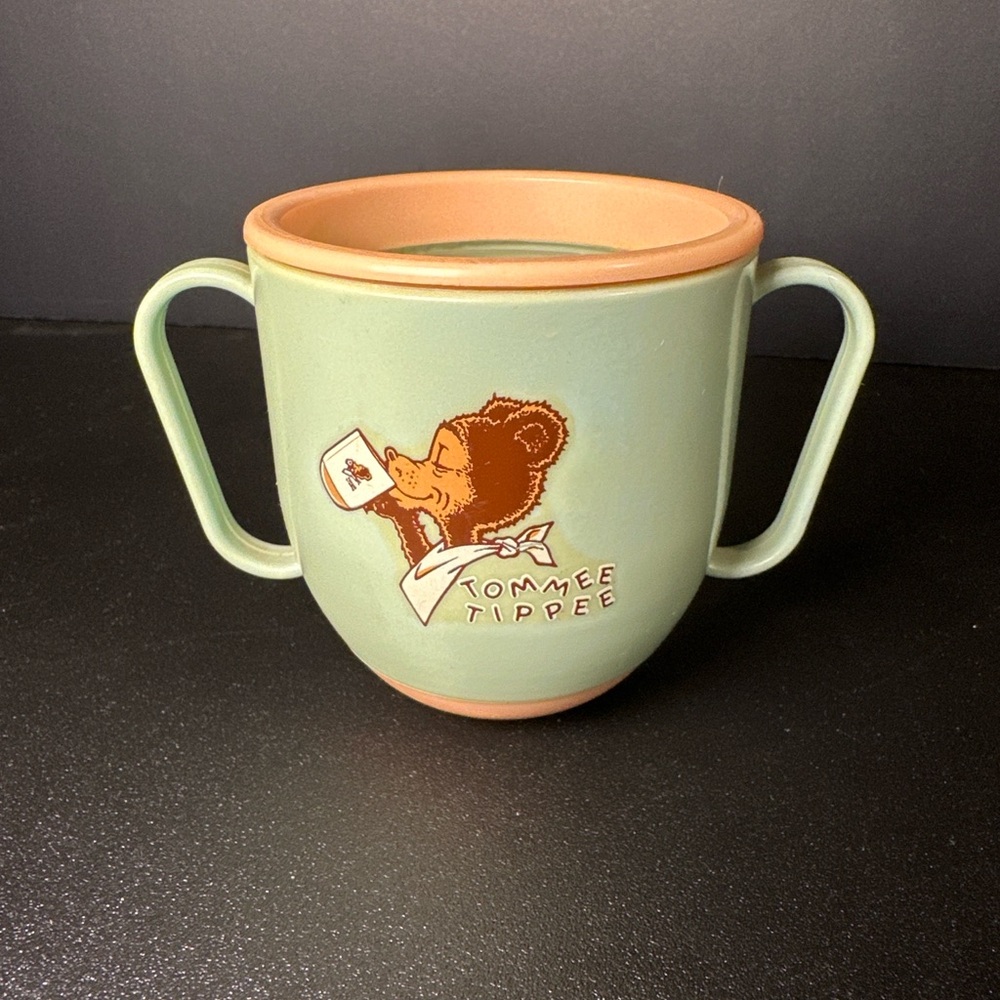 1950s Tommee Tippee‎ Training Cup Westland Plastics Bear Graphic 2 Handles
